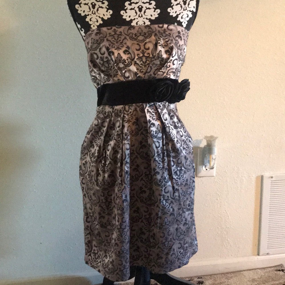 Strapless party dress